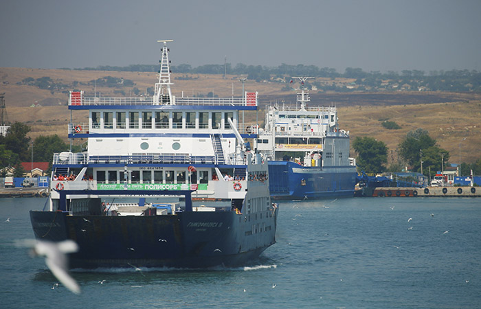 На Керченской переправе увеличили число паромов