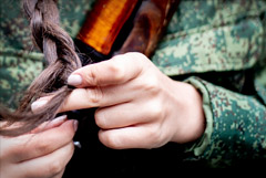 В Кремле не обсуждали вопрос увеличения срока армейской службы и призыва женщин