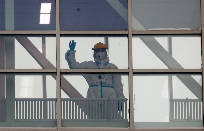 В России за сутки выявили максимальные за пандемию 57,2 тыс. случаев COVID