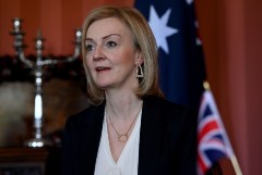 Источник анонсировал визит главы МИД Великобритании в Москву в феврале