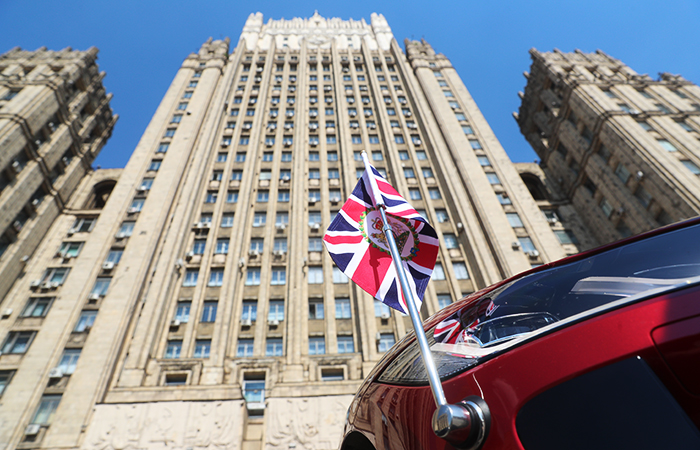 В МИД РФ вызовут британского посла в связи с атакой Киева на корабли Черноморского флота