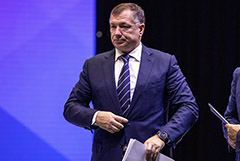 Хуснуллин призвал применять новые нестандартные меры для решения проблем ЖКХ