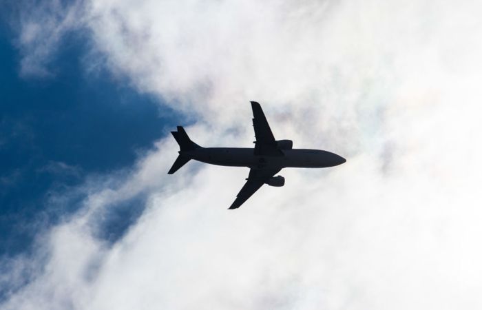 В Махачкале сел пассажирский самолет, подавший сигнал бедствия