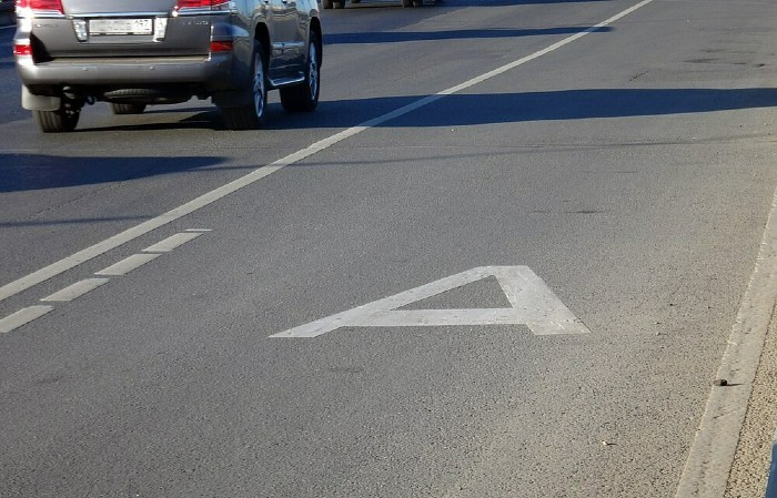 Новые выделенные полосы появятся на девяти участках московских улиц