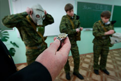 Курс по начальной военной подготовке появится в школах в следующем учебном году