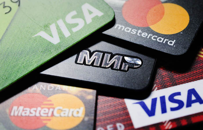 АРБ попросила доступ к эквайрингу Visa и MasterCard банкам, ранее в них не участвовавшим