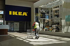 Евтушенков заявил, что переговоры АФК о покупке заводов IKEA продолжаются