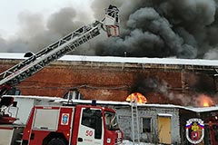 В Москве по делу о гибели людей в пожаре на складе задержали двух человек