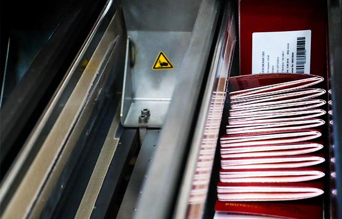 МВД РФ заявило об отсутствии дефицита оргтехники для печати паспортов