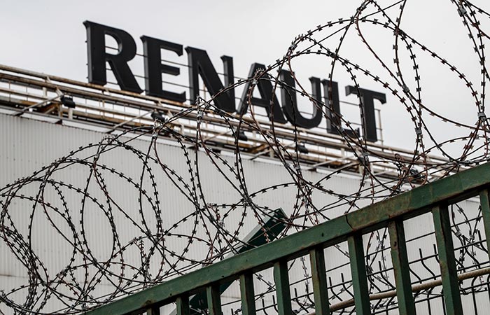 "АвтоВАЗ" готов купить российский банк альянса Renault-Nissan до конца года