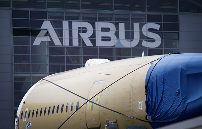 Airbus не сможет выполнить свой прогноз поставок в 2022 году в 700 авиалайнеров
