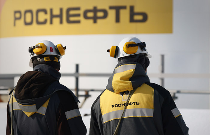 Поставки нефти "Роснефти" азиатским покупателям за 9 месяцев выросли на треть