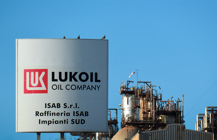 La Repubblica сообщила об интересе катарских инвесторов к итальянскому НПЗ "ЛУКОЙЛа"
