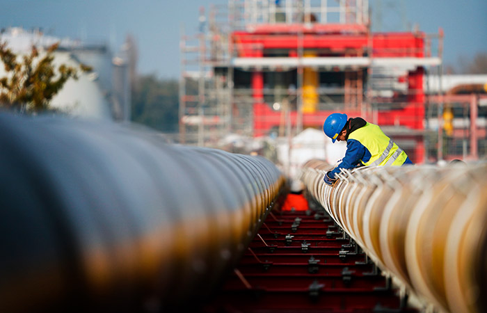 "Газпром" сравнил развитие в ЕС новых терминалов СПГ с покупкой стаканов вместо воды