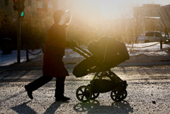 В РФ к концу года подготовят "портрет женщины, желающей родить ребенка"
