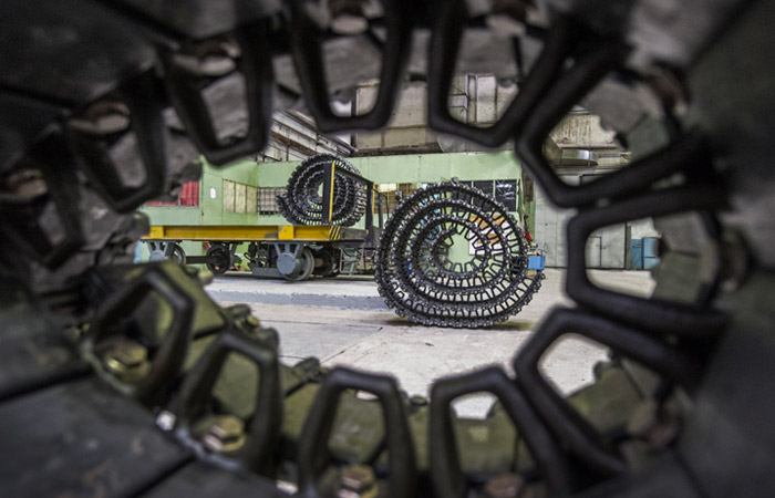 ЕС включит в санкционные списки 168 оборонных предприятий РФ