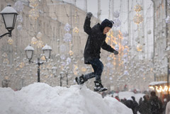 В Москве с начала декабря выпало 2,5 месячной нормы снега