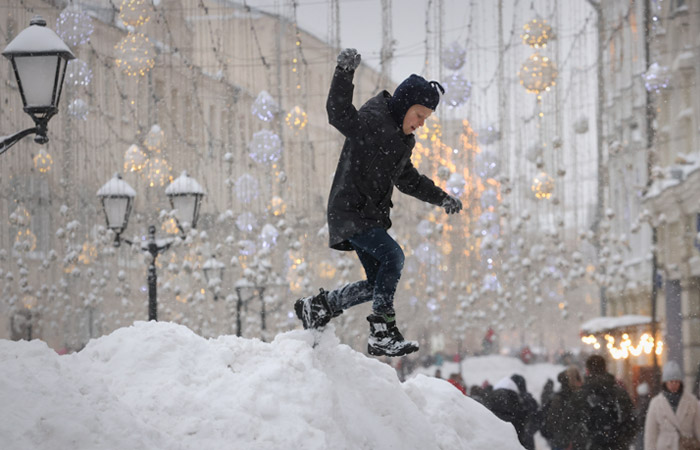 В Москве с начала декабря выпало 2,5 месячной нормы снега