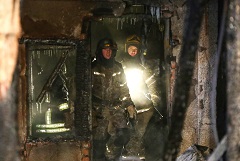 Здание кемеровского дома престарелых, в котором погибли 13 человек, полностью выгорело
