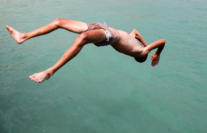 Росстат расширил корзину расчета инфляции на 8 позиций, включив в нее турпоездки в Крым