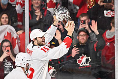 Сборная Канады выиграла перенесенный из РФ молодежный ЧМ по хоккею