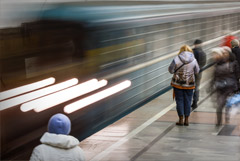 На двух линиях московского метро случился сбой в час пик