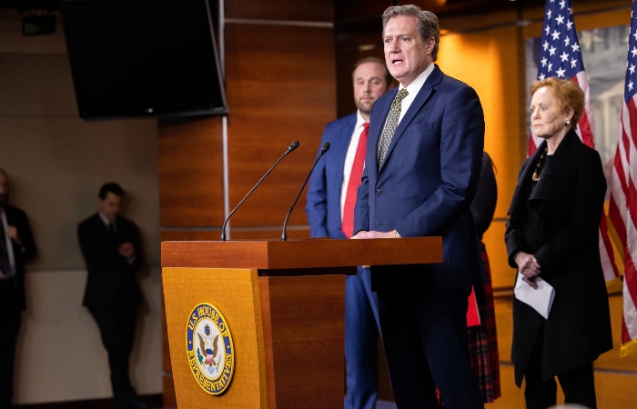 Палата представителей США попросила оценить ущерб по делу о секретных документах Байдена