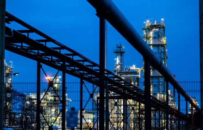 Казахстан поставит 300 тыс. тонн нефти в ФРГ в I квартале 2023 года