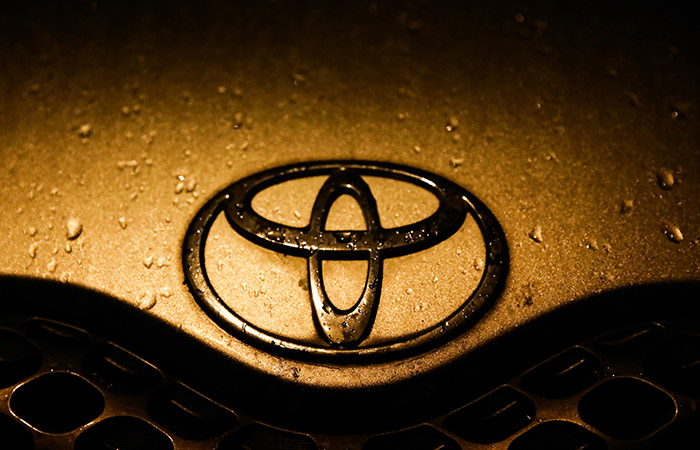 Toyota планирует произвести до 10,6 млн автомобилей в 2023 году