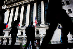 ВВП США в IV квартале вырос на 2,9% вместо ожидавшихся 2,6%