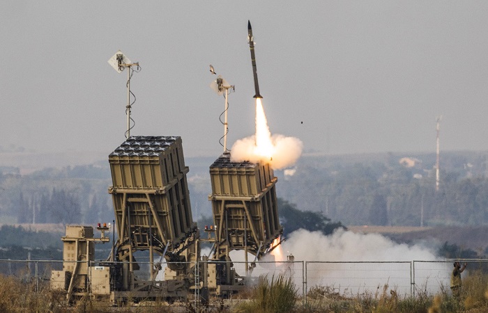 Армия Израиля сбила две ракеты, выпущенные из сектора Газа в сторону Израиля