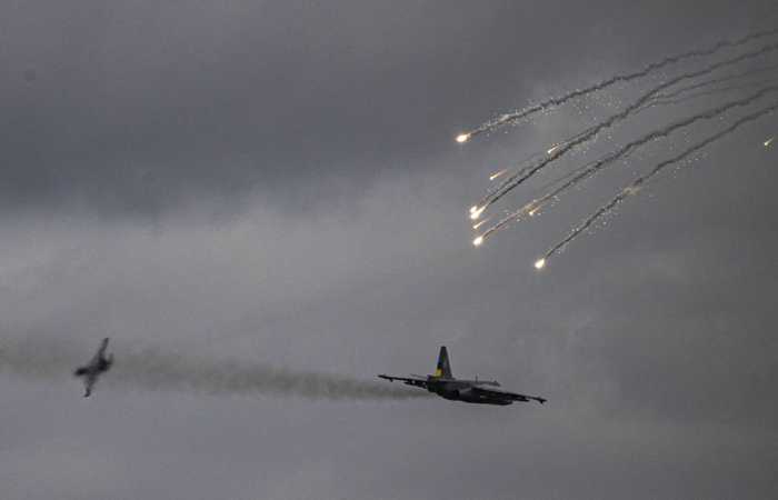 Франция рассматривает возможность подготовки украинских пилотов
