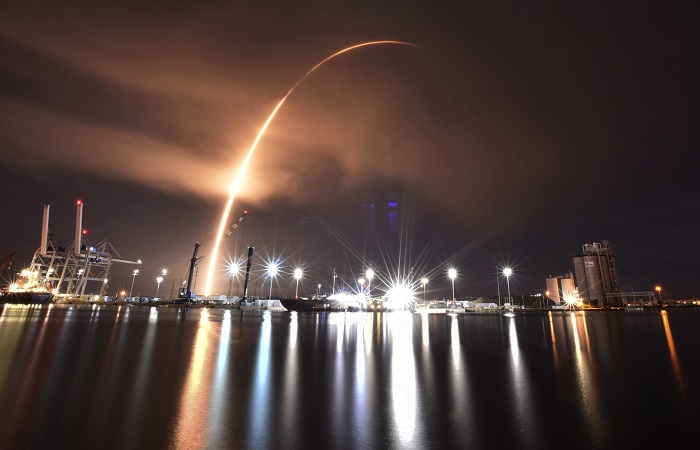 SpaceX выведет на орбиту новую группу интернет-спутников Starlink