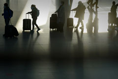 В Кремле заявили об отсутствии директив насчет запрета выезда чиновников за границу