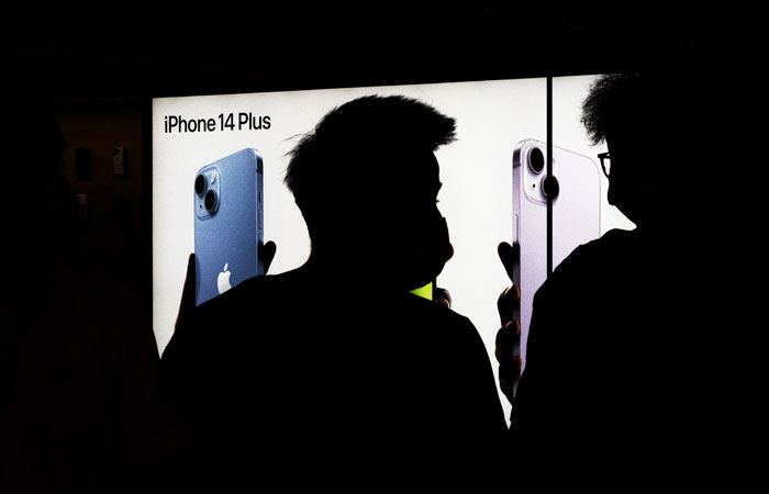 Китайские ритейлеры снизили цены на последние модели iPhone на фоне низкого спроса