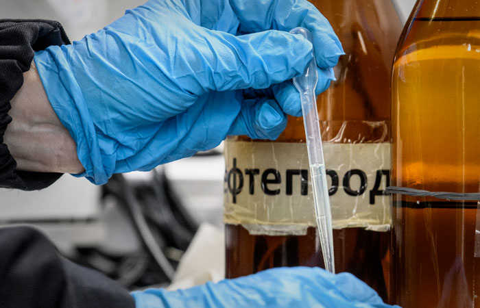 Новак пообещал к марту выработку ответного решения на price cap для нефтепродуктов