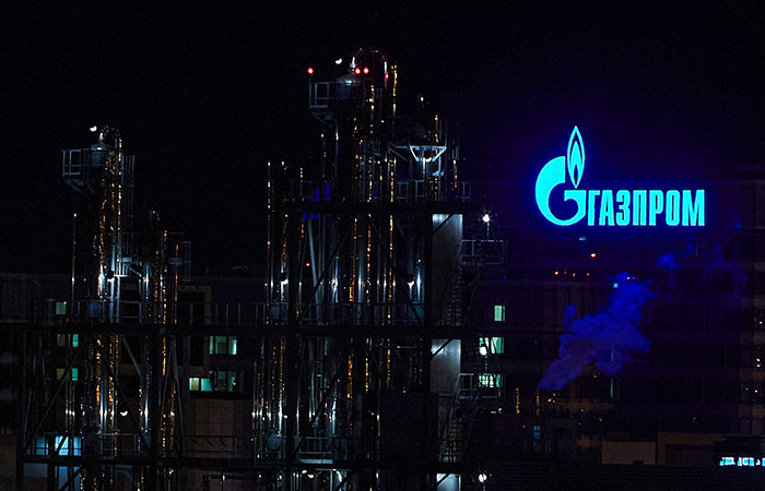 Приняты поправки о выведении "Газпрома" из-под повышенного налога для экспортеров СПГ
