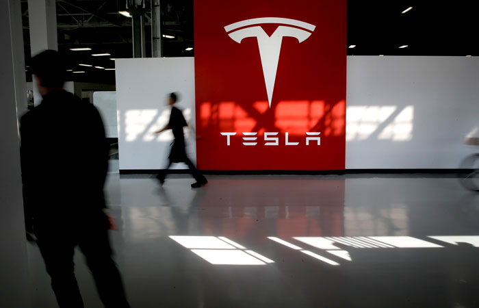 Крупнейший в США пенсионный фонд увеличил вложения в Apple, Tesla и Disney