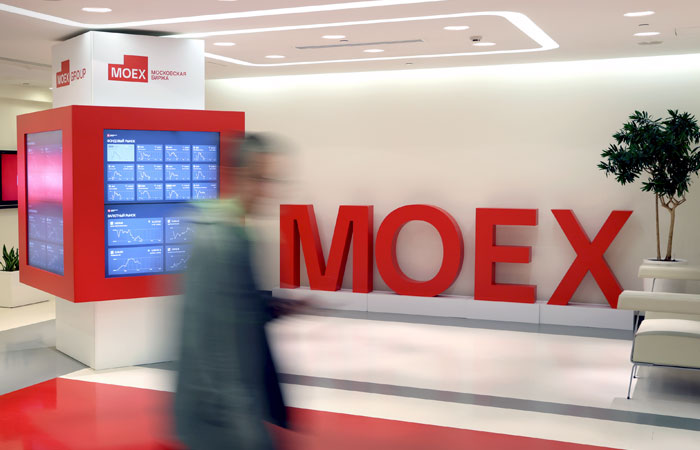 Индекс МосБиржи опускался ниже 2200 пунктов на внешнем негативе