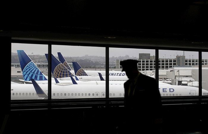 В США отменили более тысячи авиарейсов из-за сильной снежной бури