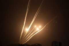 Израиль сообщил об ударах по сектору Газа в ответ на ракетные пуски