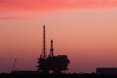 Brent подешевела до $82,55 за баррель