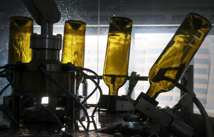 РФ вводит федеральные специальные марки для вина с эмблемой "Вино России"