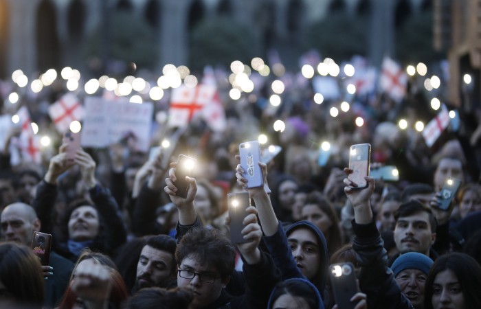 Полиция Тбилиси задержала за сутки 76 участников акции протеста