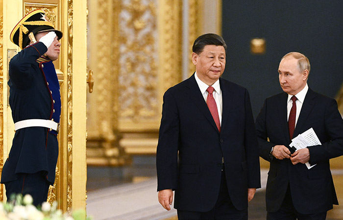 Москва и Пекин подчеркнули, что отношения стран не являются военным союзом