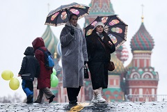 Теплая погода и дождь приведут к уменьшению снега в Москве и Подмосковье