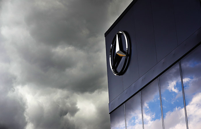 Госфонд Кувейта решил продать акции Mercedes на 1,4 млрд евро