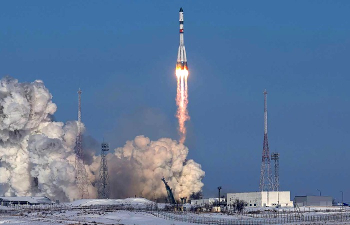 Космический грузовик "Прогресс МС-22" пристыковался к МКС