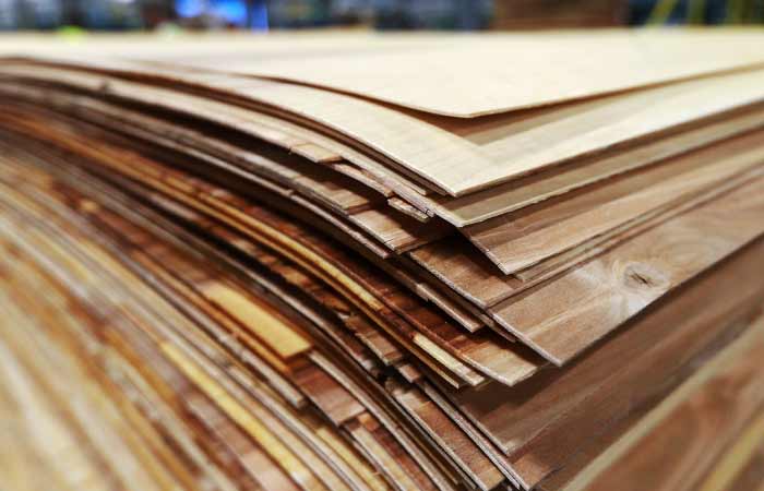 Финский UPM продал бизнес в РФ, включая Чудовский фанерный завод