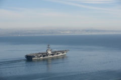 ВМС США испытывают секретную технологию у берегов Калифорнии, задействован авианосец